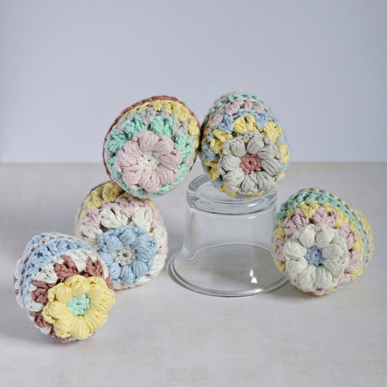 Granny Eier - Osterdekoration
4