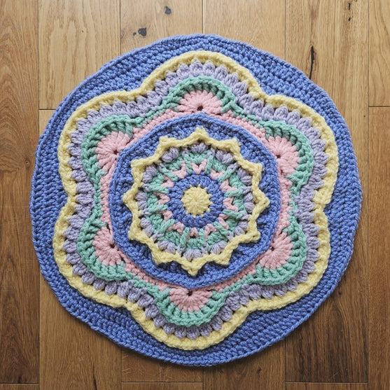 Mini Mandala - Teppich
1