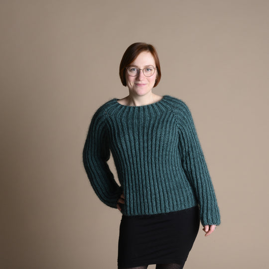 Naya - Patent Sweater