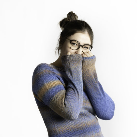 Mette - Top-down Pullover
8