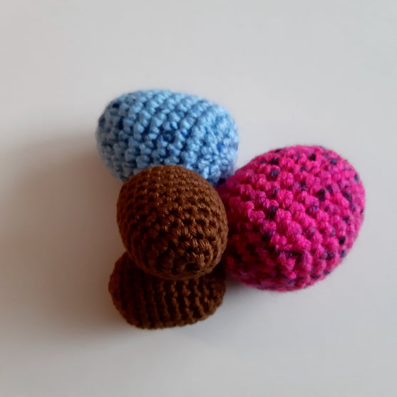 Hermut - Osterhase mit Körbchen
4