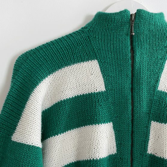 Zipper Sweater - Pullover
6