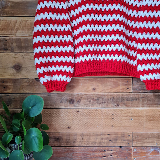Candy Cane Stripes - Pullover
8