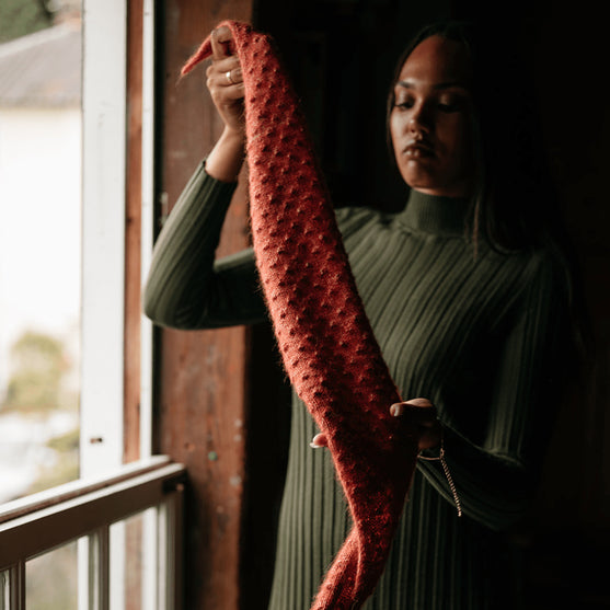 Foretoken - Strukturiertes Halstuch
5