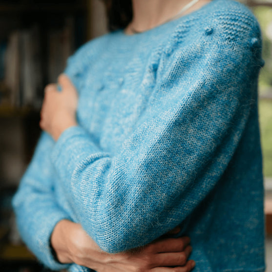 Adorned Pullover - Pullover mit Krausrippen-Passe
5