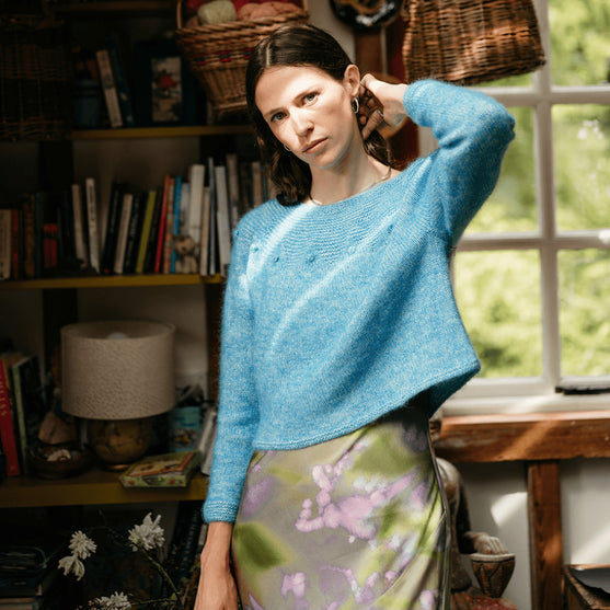 Adorned Pullover - Pullover mit Krausrippen-Passe
7