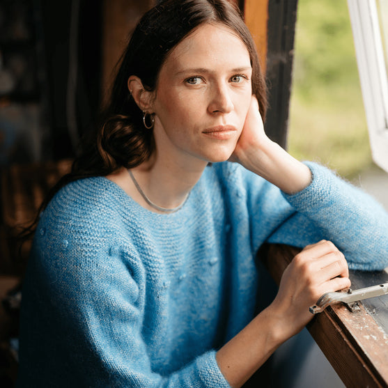 Adorned Pullover - Pullover mit Krausrippen-Passe
8