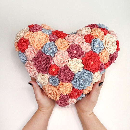 Blooming Heart - Kissen