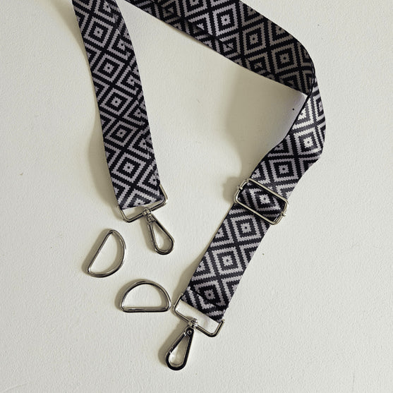 Layer-On-Layer - Gefilzte Tasche
6