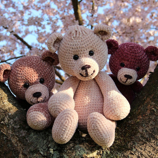 Happy Bears
7
