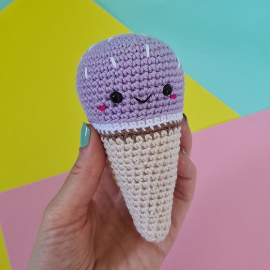 Kawaii Eistüte
2