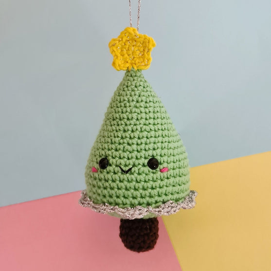 Kawaii Christmas Tree - Anhänger
2