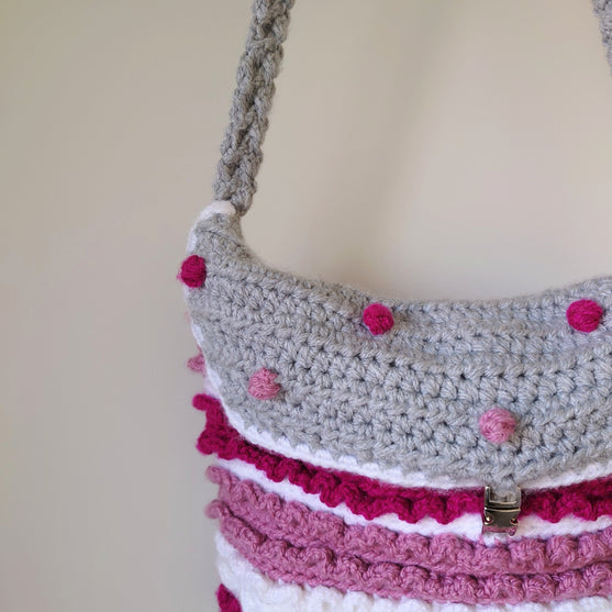 Love Fest - Schultertasche
3