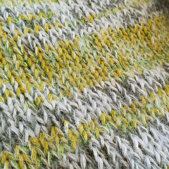 Meryl - Pullover mit V-Ausschnitt
6