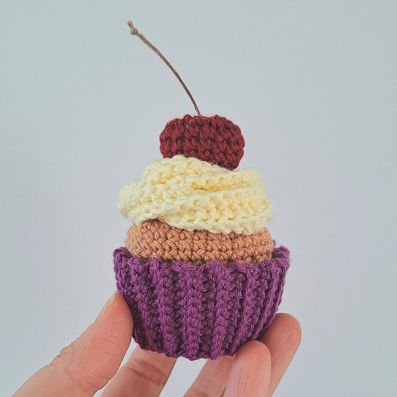 Cupcakes mit Kirschen
3