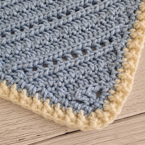 Buttercream Layers - Babydecke
4