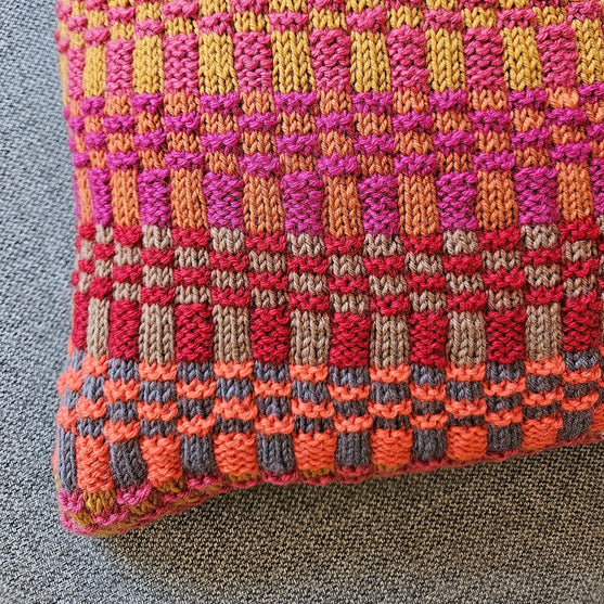 Farverige Streger - Kissen
3