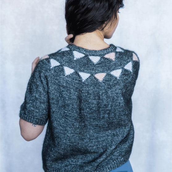 Acute - Farbmuster-T-Shirt
6