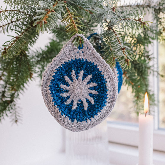Shiny Bauble - Weihnachtsdekoration
3