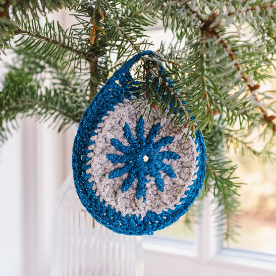 Shiny Bauble - Weihnachtsdekoration
4
