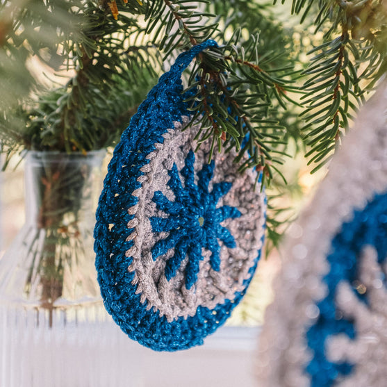 Shiny Bauble - Weihnachtsdekoration
12