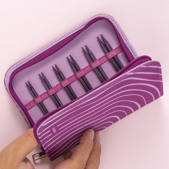 Betula Set Essential mit kurzen austauschbaren Rundstricknadeln – Mulberry - Hobbii
3