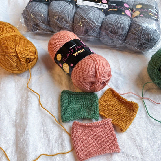 Black Friday Wool Color Pack (Limited Edition) - Hobbii
4