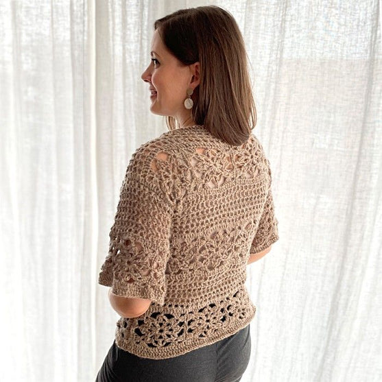 Frosty Flower - T-shirt
2