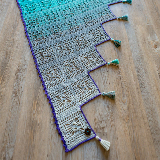 Ethereal Path - Tuch
19