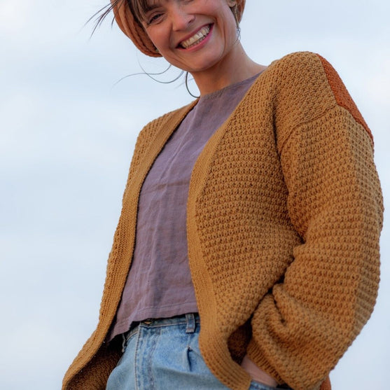 437-16 Strickjacke Vilja
4