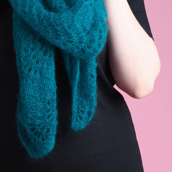 Pfauen-Schal in Kid Silk
5