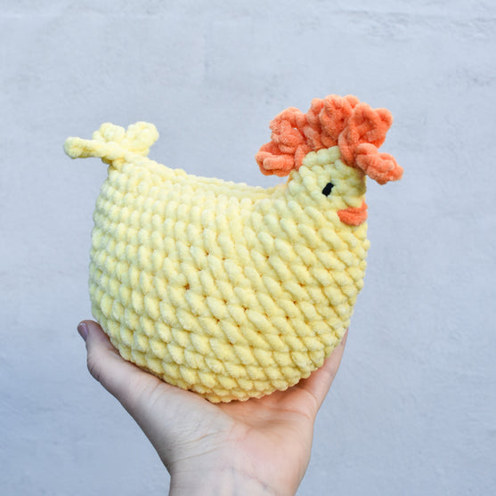 Henny - Henne mit Eiern
7