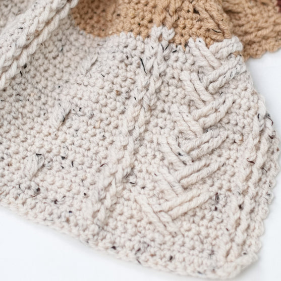 Happy Bear - Babydecke und Beanie
12