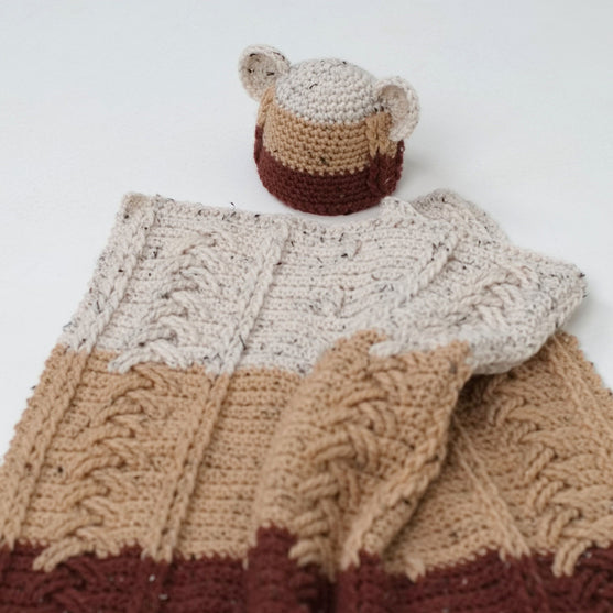 Happy Bear - Babydecke und Beanie
4