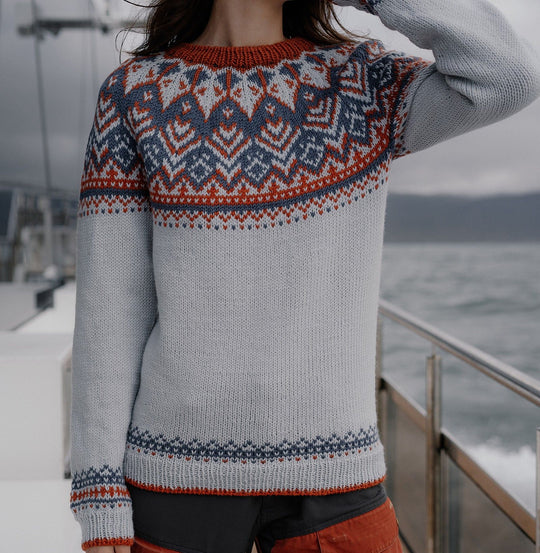 Arctic Holly - Pullover