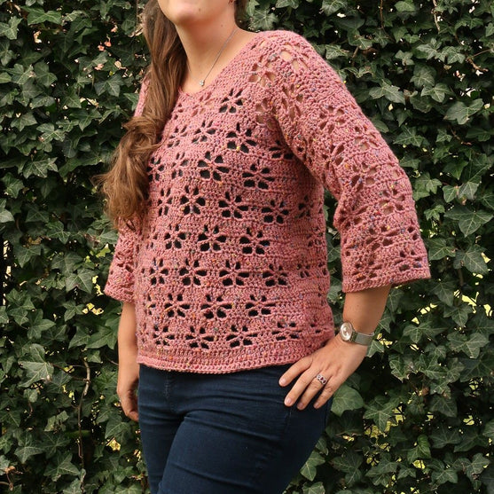 Fleur - Lace Pullover
5