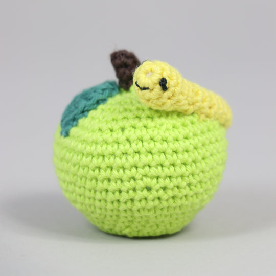 Apfel mit Wurm