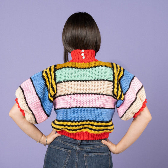 Heart on Crop - Sweater
4