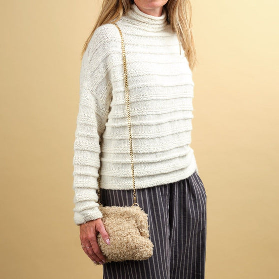 Chloe - Clutch
2