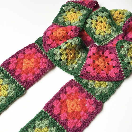 Magical Garden - Schal
1