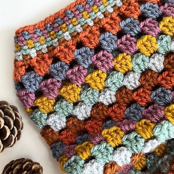 Rachel – Schlauchschal und Dreieckstuch
3