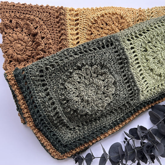 Grandma Earth - Tuch
2