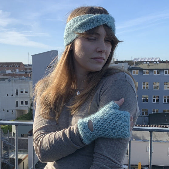 Soft Twist - Handschuhe und Stirnband
1