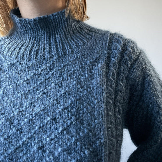 Diamond Structure Sweater - Pullover
3