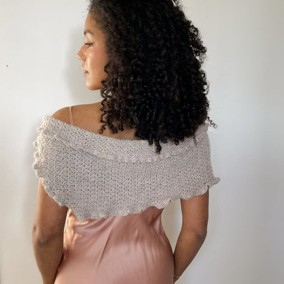 Claire - Schultertuch
5