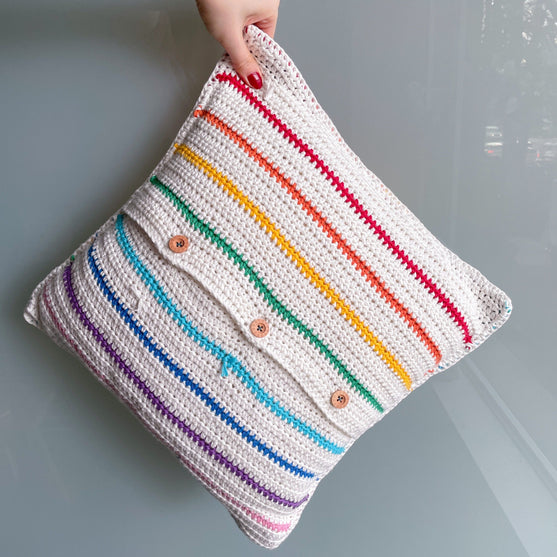 Woven Rainbow Kissen
3