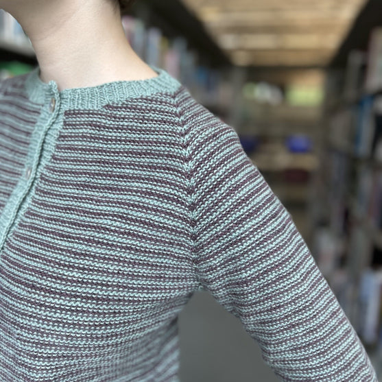 Bookends – Strickjacke
4
