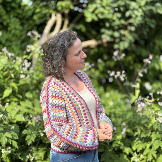 Oh So Colorful Granny - Strickjacke
5
