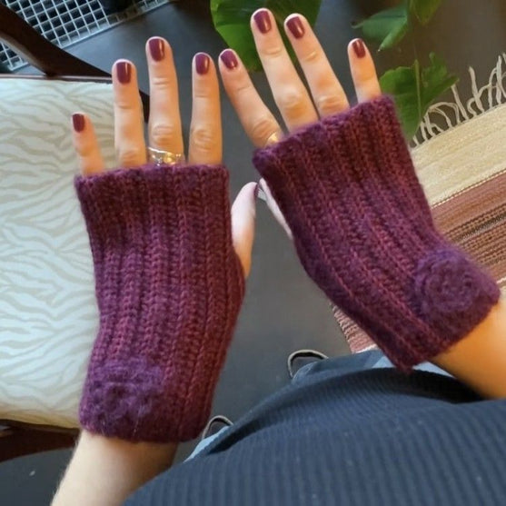 Frozen Rose - Fingerlose Handschuhe
3