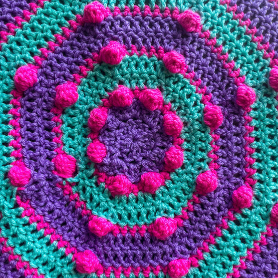 Puff Mandala - Decke
6